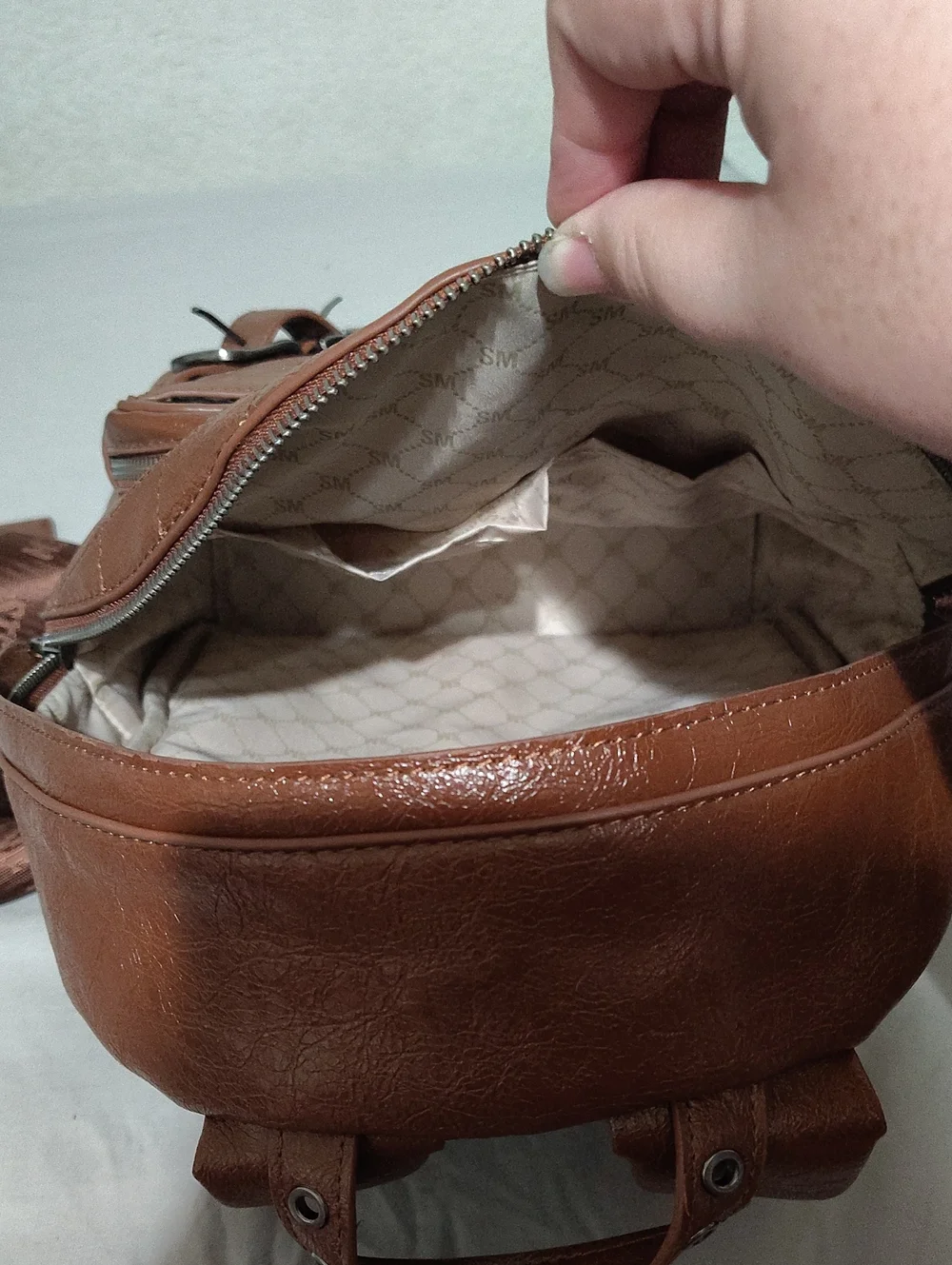 Steven Madden Brown Leather Bathpack With Adjustable Straps